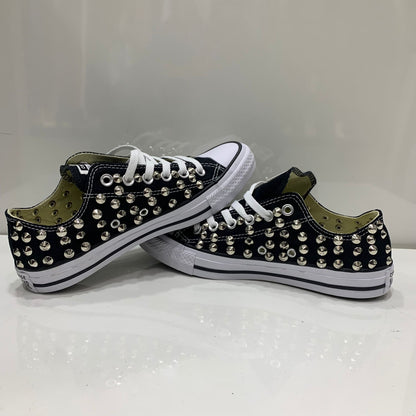 Converse All Star Nere basse personalizzate  con Borchie Argento