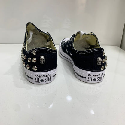 Converse All Star Nere basse personalizzate  con Borchie Argento Teschio